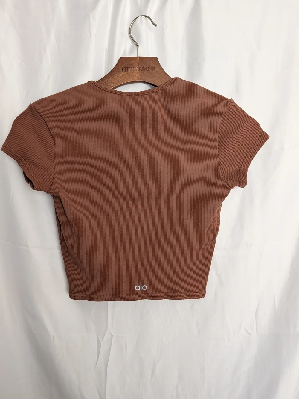 ALO Yoga Wellness Rib Notch Neck Short Sleeve Size XS